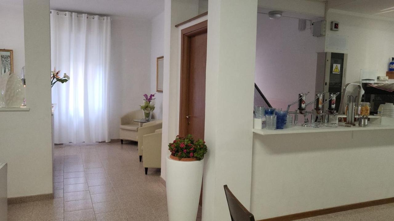 لوانو Villa Rosa المظهر الخارجي الصورة