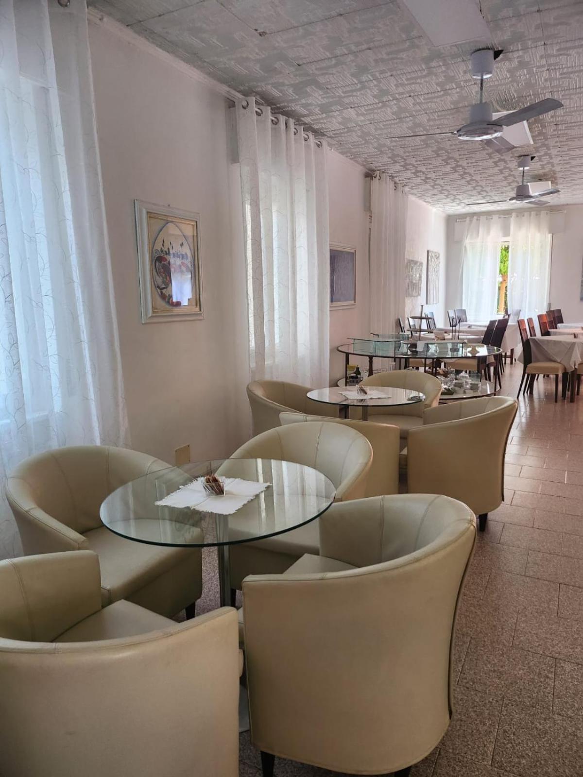 لوانو Villa Rosa المظهر الخارجي الصورة